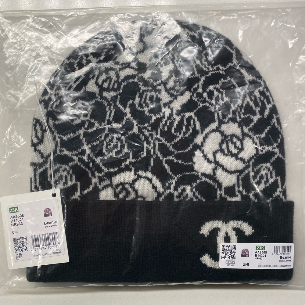 Chanel FW23 Beanie New